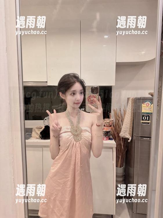 看看www.51cg.fun最近发布的热搜，感觉自己无意间被圈进了一个无底洞……