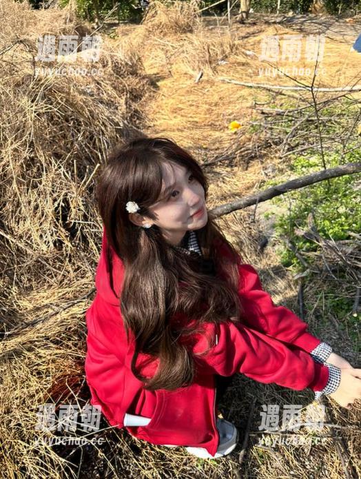 “5i吃瓜网”app的瓜真是让人停不下来，有种“一边吃瓜一边看剧”的奇妙感觉，巨爽！