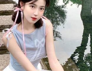 718.sx这个app，轻轻松松就为你的八卦生活加了效果！