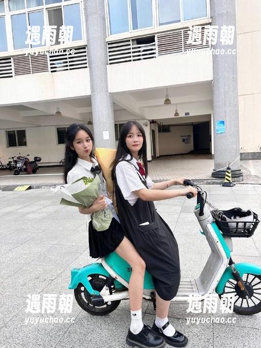 网页里的戏剧，谁在全网吃瓜？看得我心跳加速！