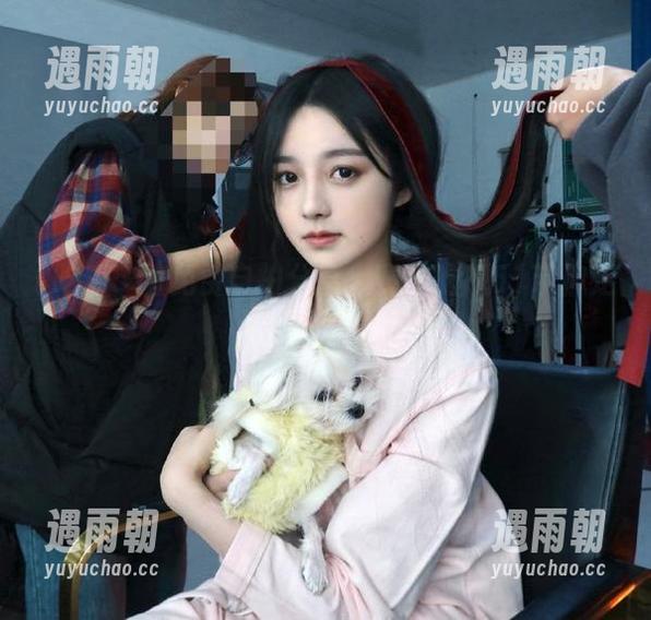 免费自拍分享大赛，吃瓜51带你走上天花板！