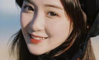 登录“吃瓜黑料”，才意识到，真相比我妈说的还要神奇，简直是故事里的早晨！