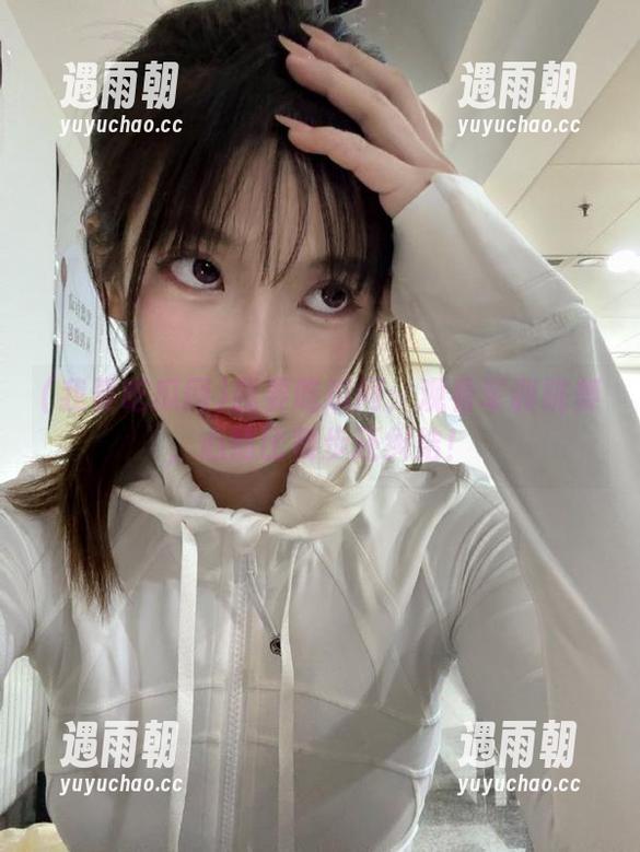 我要吃瓜网：观看军训跳舞，心情比舞步还纠结！