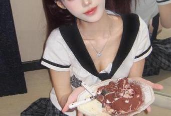 一路有你，黑料不打烊zztt668导航，瓜田里的乐趣无穷