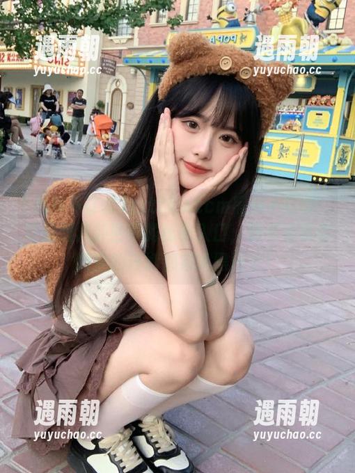 zztt49.ccm黑料不打烊：导航到八卦世界的秘密入口，快来看看你隔壁的阿姨都有啥黑历史！