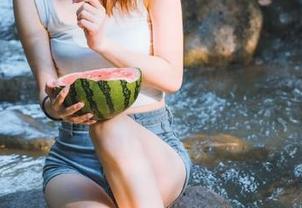 直达欢乐现场，“黑料吃瓜网”在线瓜友齐聚，不再孤单。