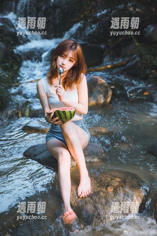 黑料吃瓜网 直达欢乐现场,“黑料吃瓜网”在线瓜友齐聚,不再孤单。