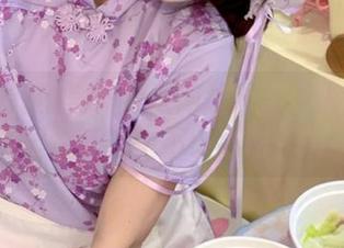 黑料社区网址：这个入口带你飞但也可能一不小心摔下来！