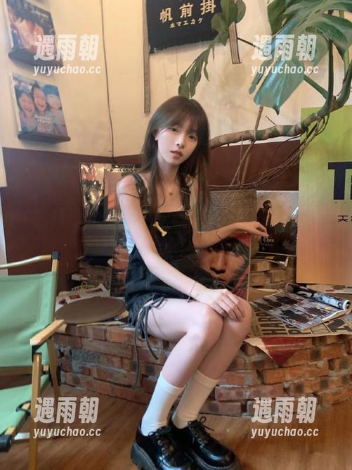黑料网首页：吃瓜之夜，谁还记得要睡觉？