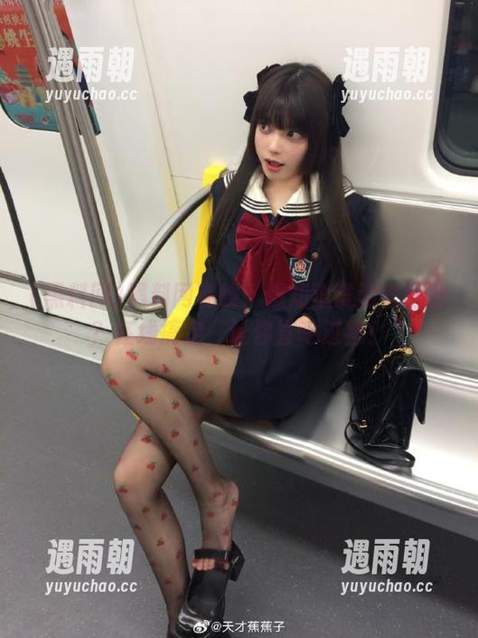 黑料网在线：想知道谁跟谁翻脸？在线搞定，让你直呼过瘾！