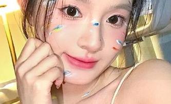 黑料门不打烊：今日首页精选，神情瞬间变得诡谲…